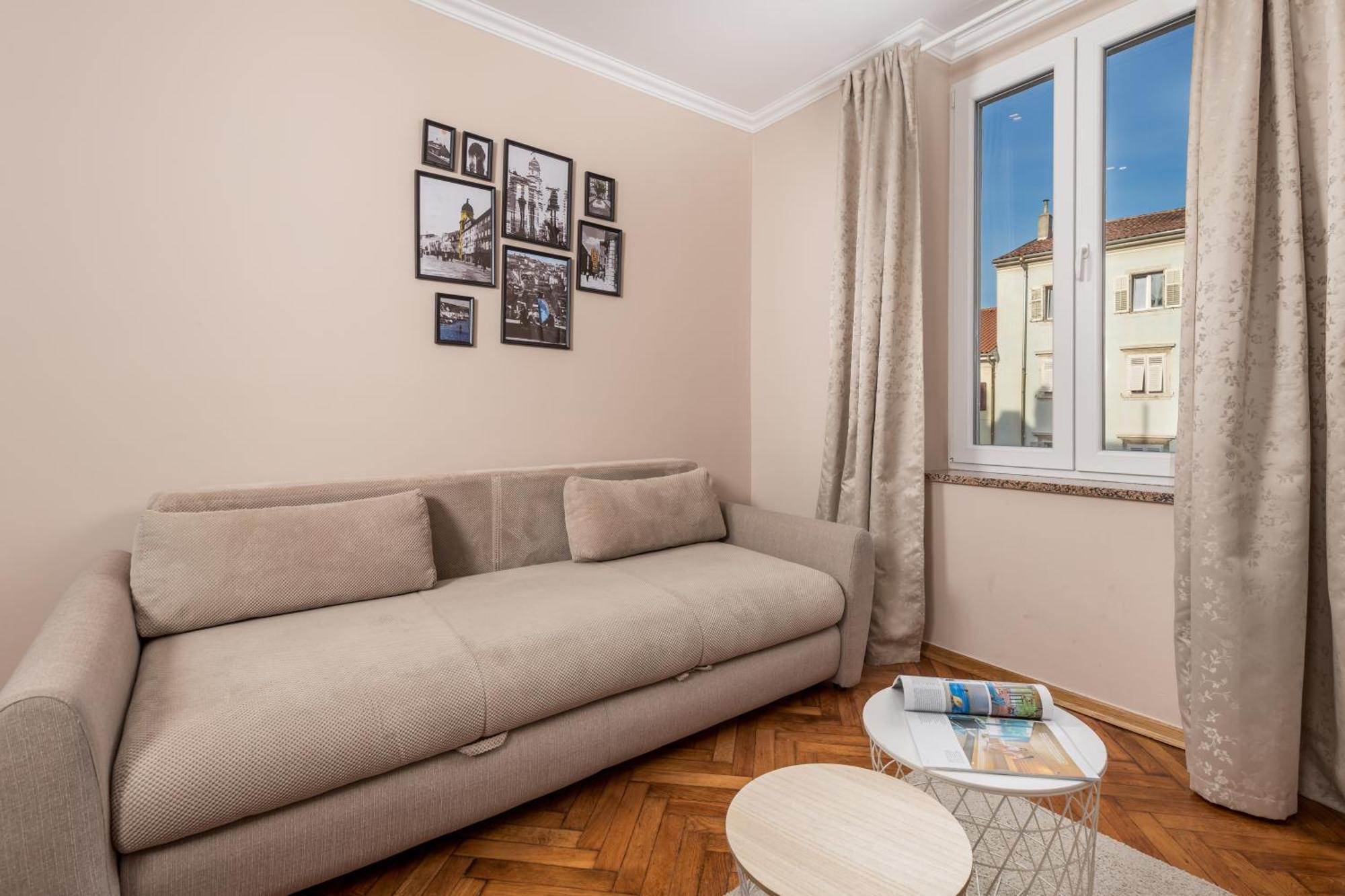 Apartments Neo Rijeka Exterior photo